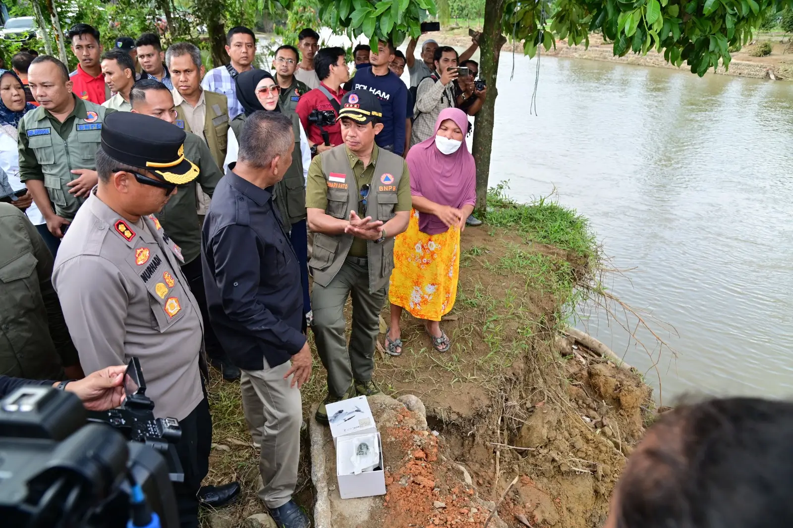 Pimpin Rakor Banjir dan Longsor Sumbar, Kepala BNPB Minta Penanganan Darurat Dipercepat